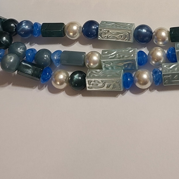 Vintage Ladies Necklace - Picture 11 of 13